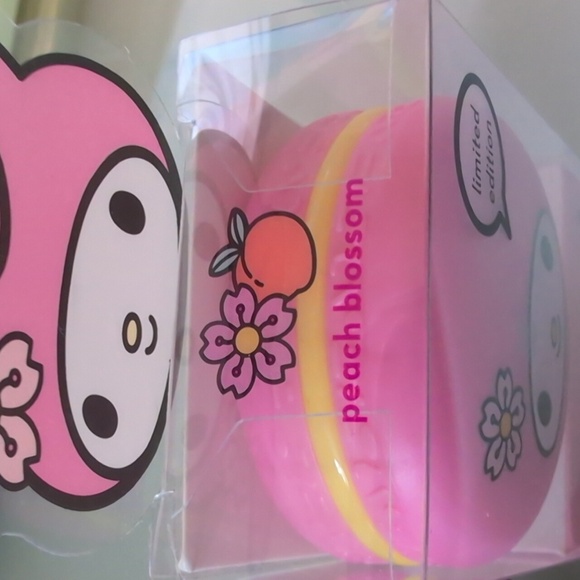 Creme My Melody Macaron Lip Balm Pink Peach Blossom - Picture 3 of 3